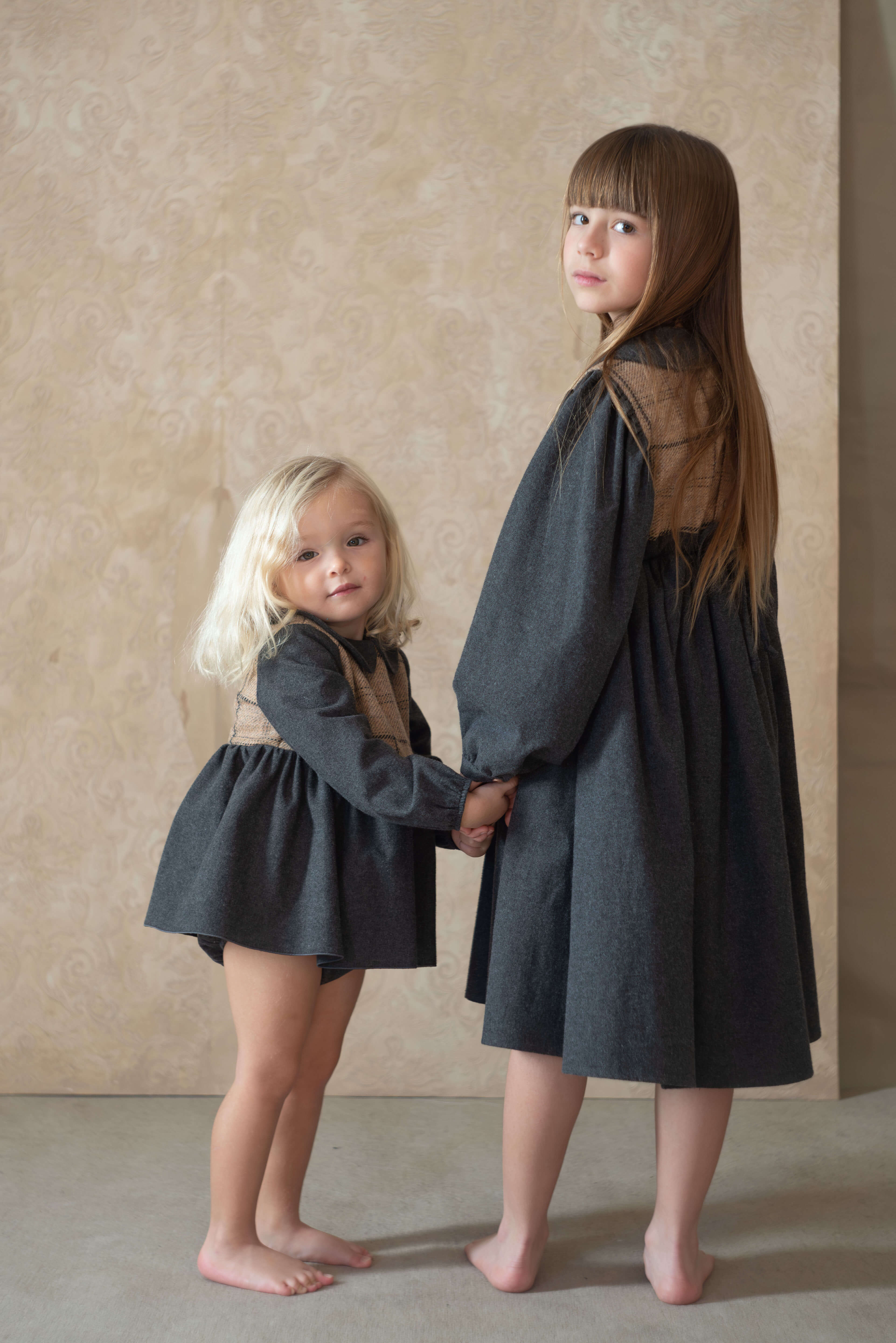 Popelin】Mod.1.2 Dark grey romper suit with skirt and baby collar 